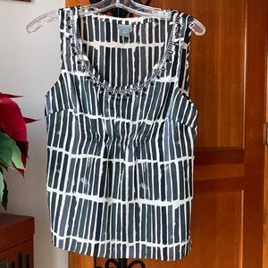 Vintage Ann Taylor. Sleeveless top, side zipper.